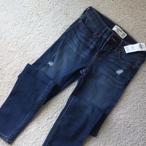 Abercrombie kids super skinny jeans 9/10 slim. NWT